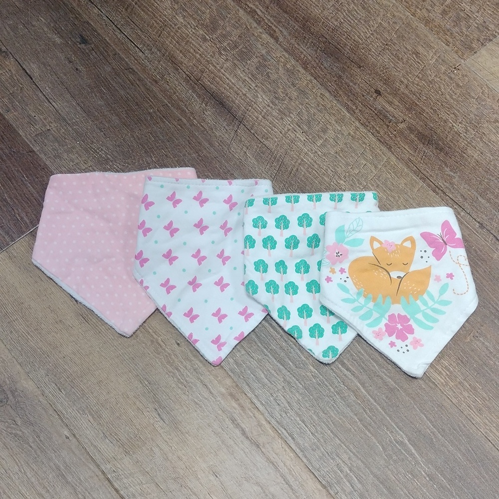 Bibs❤️ - Picture 1 of 2